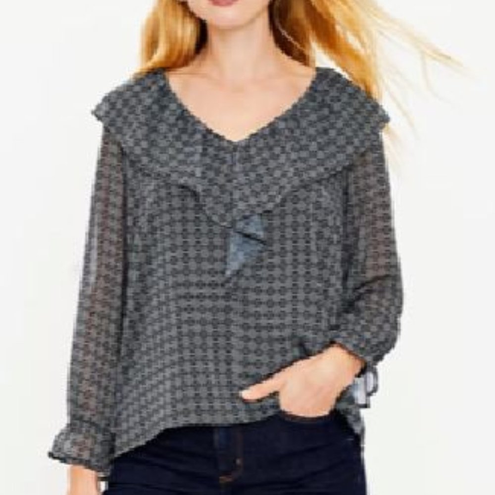 Petite Geo V-Neck Ruffle Blouse
